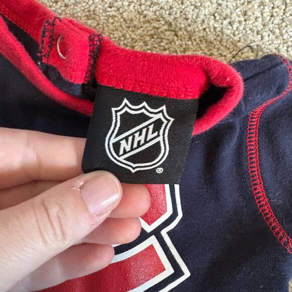 Reebok NHL Baby hockey onesie Montreal Canadien Size 0-3 months - Picture 6 of 9
